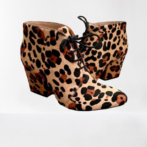 EEUC Kate Spade New York Roger Leopard Calf Hair Lace Up Ankle Boot Bootie 8 M - Picture 1 of 7